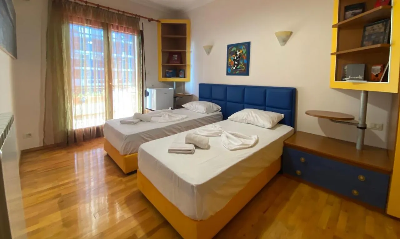 טיראנה “Stadium” Apartment אלבניה